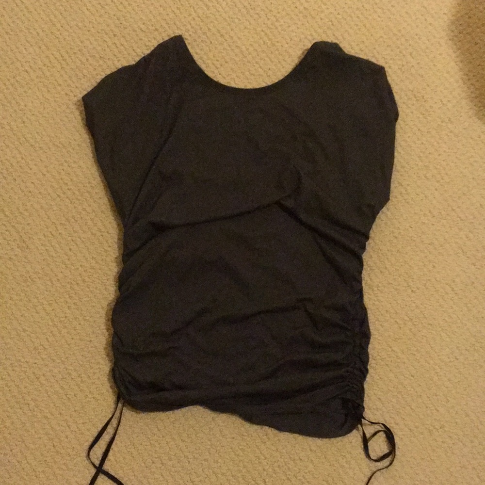 Lululemon scoop back top